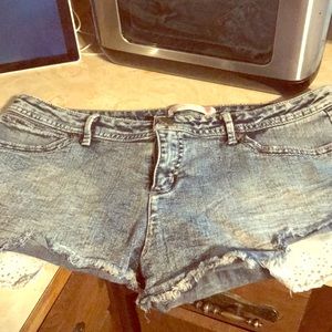 Woman’s shorts
